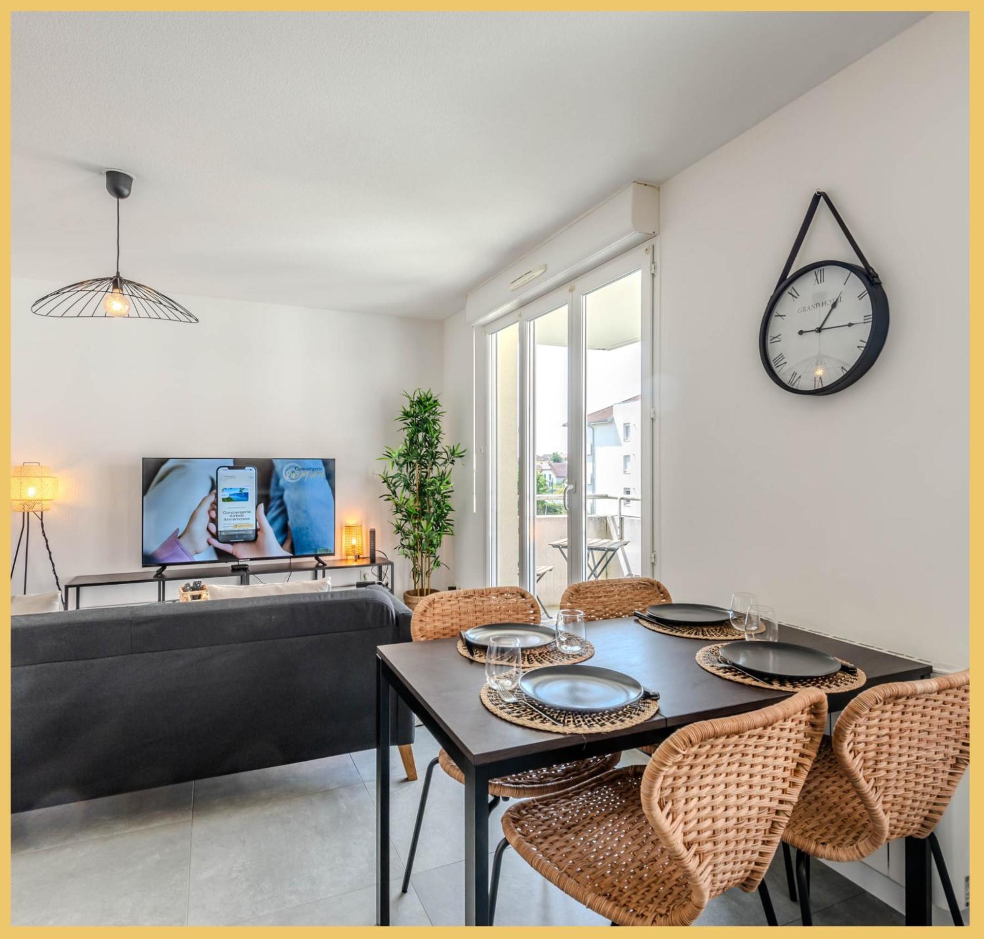 Chez Nico I T3 I Ville La Grand Экстерьер фото